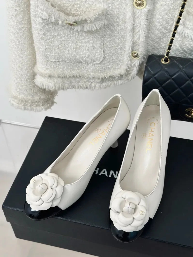 CHANEL CAMELLIA - Souq Sahara