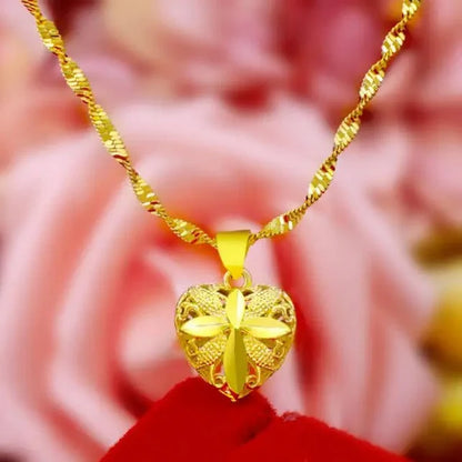 (عقد قلب الهالة الذهبية)  Gold Aura Heart Necklace